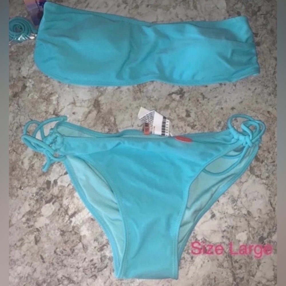 FOREVER 21 Blue Women Bikini top & bottom Swimsuit NWT